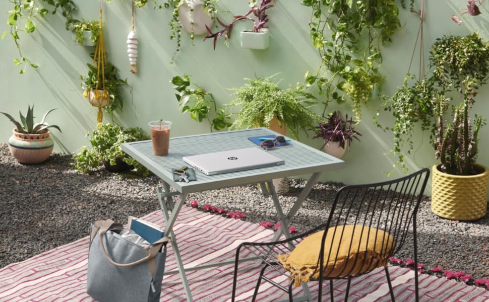 Voyage durable avec style – HP Renew Series