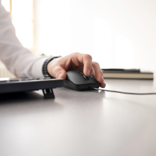 Pourquoi choisir la souris CHERRY MC 1000 :