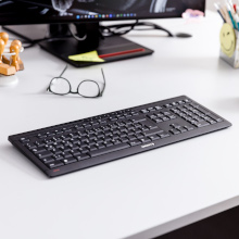 Pourquoi choisir le CHERRY STREAM KEYBOARD WIRELESS :