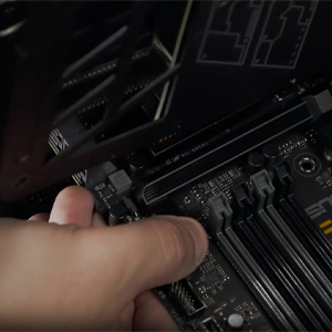 Slot PCIe Q-Release