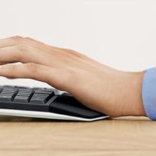 Clavier avec repose-poignets matelassé