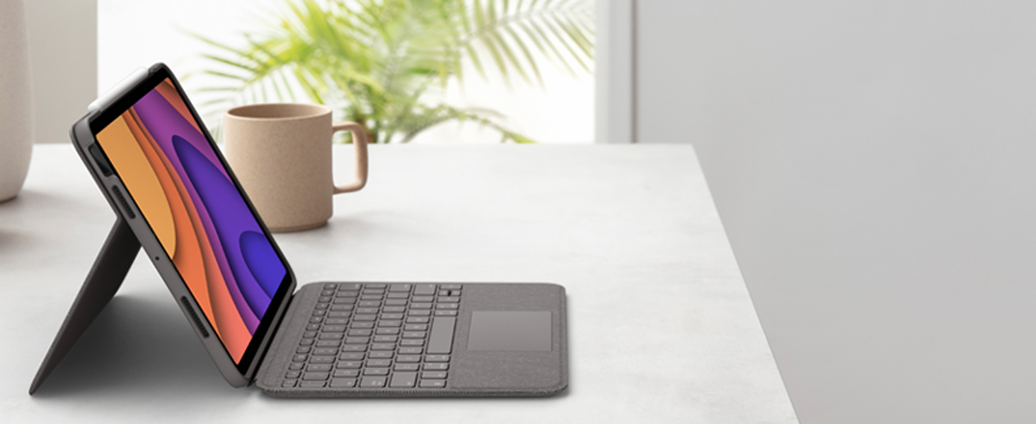 Frappe confortable de type ordinateur portable