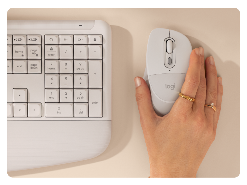 La première souris de Logitech avec coussin de paume