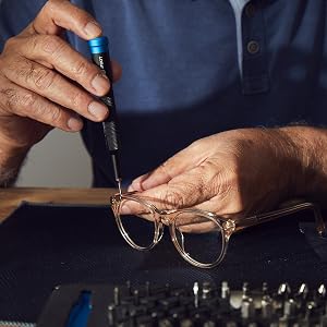 Avec nous, c'est possible de tout réparer: des smartphones aux machines à café, en passant par les lunettes