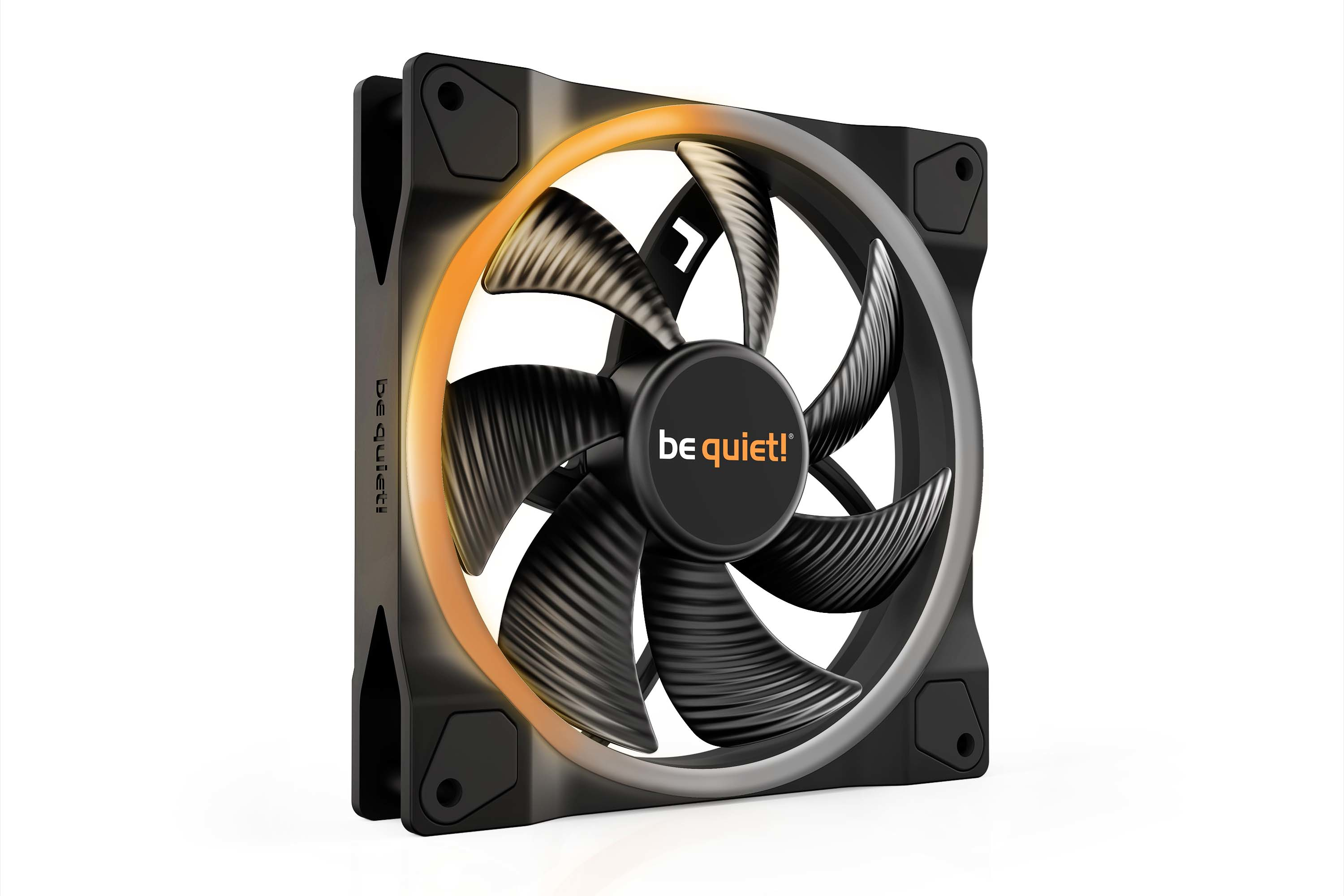 Light Wings 140 mm PWM | Ventilateur PC ARGB