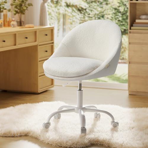 SONGMICS Chaise de Bureau, Fauteuil Pivotant en Peluche et PU, Siège Confort, Rembourrage en Mousse, Réglable en Hauteur, pour Bureau, Chambre, Beige Cappuccino et Blanc Nuage OBG020W01
