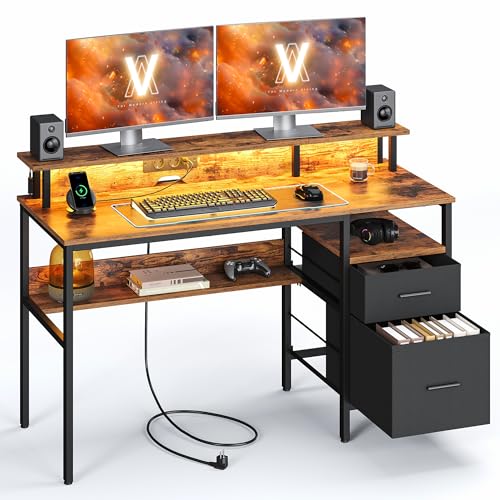 VASAGLE Bureau Gaming, avec Tiroirs en Tissu, Table Informatique avec Support d'Écran, Lumières LED, 55 x 135 x 90 cm, Multiprise, 2 Ports USB, pour Bureau à Domicile, Marron Rustique LWD094K02