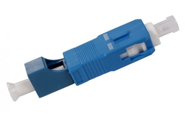 MCAD Adaptateur fibre monomode LC femelle SC male