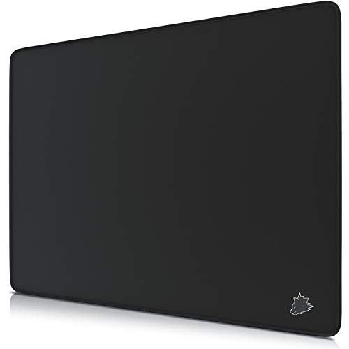 CSL-Computer TITANWOLF Tapis de Souris de Jeu XXL Speed Titanwolf Noir 440 x 350 mm – Tapis de Souris XXL – sous-Main de Table Grande Taille – Améliore la précision et la Vitesse