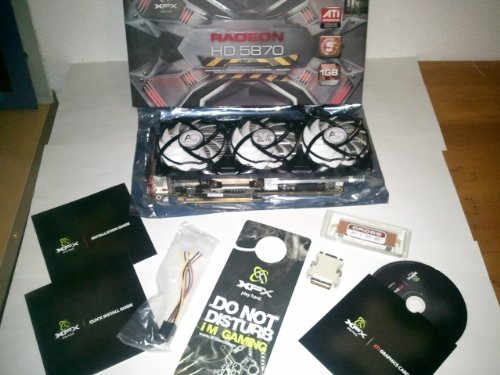 XFX ATI Radeon HD5870 Carte Graphique PCI-e, mémoire GDDR5 1 Go, HDMI, 2 x DVI, 1 GPU Lite Retail