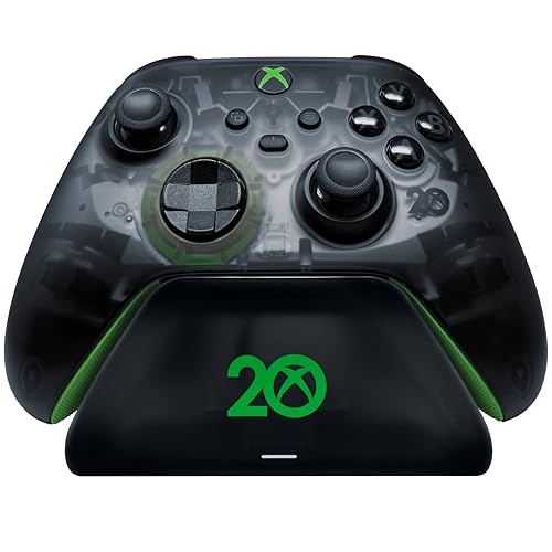 Razer Universal Quick Charging Stand - pour Manettes de Xbox (Charge Rapide, Contact Magnétique, Compatibilité Universelle, Navigation à Une Main) 20th Anniversary Ed.