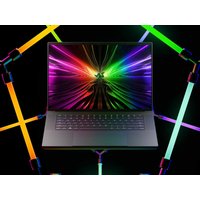 Razer Blade 16 (2024) - 16 Pouces Ordinateur Portable Gaming - Nvidia Geforce RTX4080 - Intel i9 14900HX - 16 Ecran OLED QHD 240Hz (32GB RAM, 1TB SSD) Clavier Azerty | Châssis Mercury