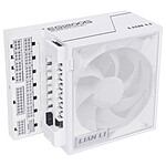 L''alimentation Lian Li EDGE GOLD 1200W redéfinit les standards des alimentations PC modernes. Pensée pour les boîtiers à double chambre, elle associe un design en L unique, un hub USB PWM détachable et une efficacité énergétique 80 PLUS Gold. Avec ses câbles gainés modulaires et son fonctionn...